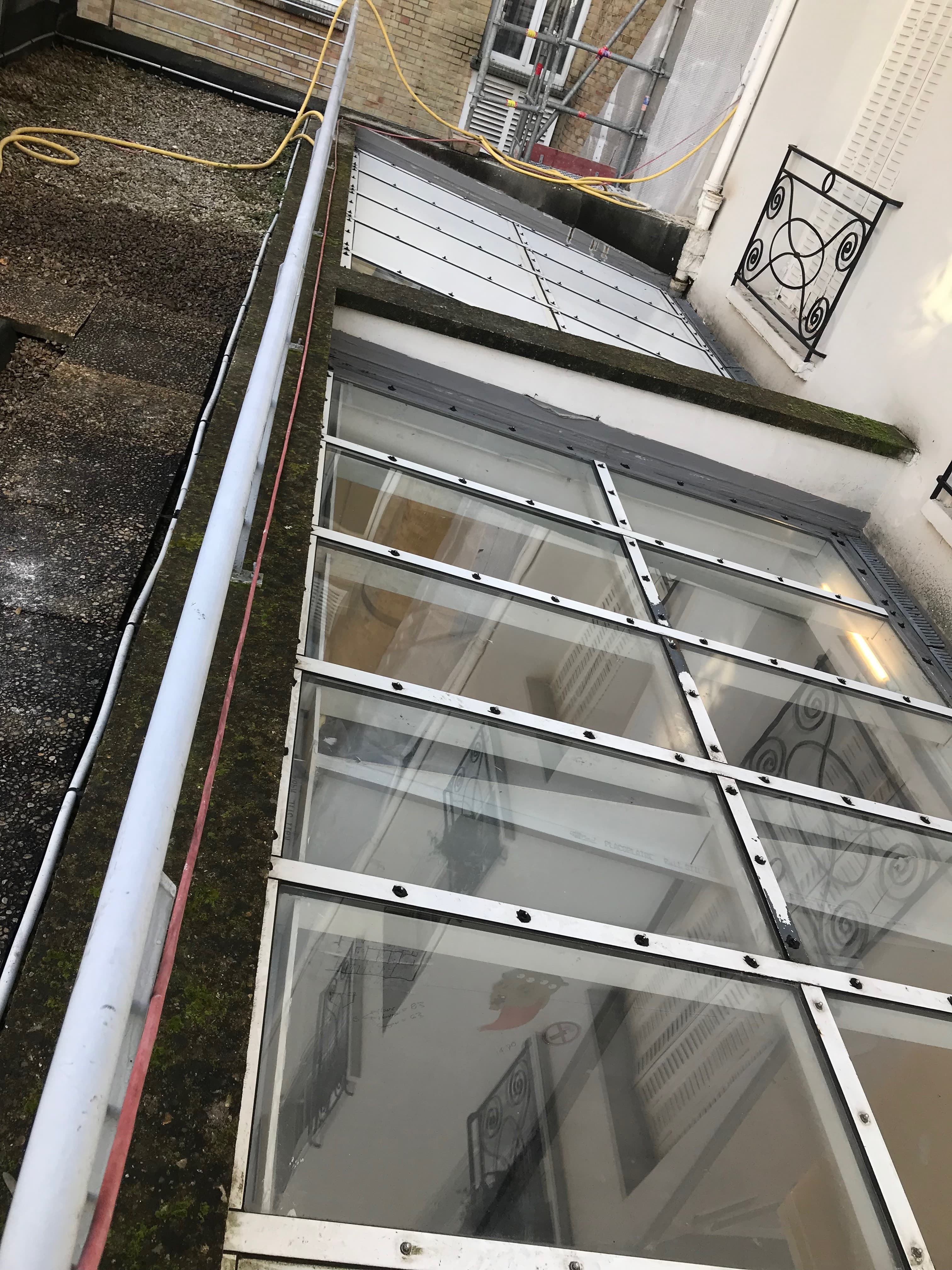 Nettoyage et remise en étanchéité de verrière - Après